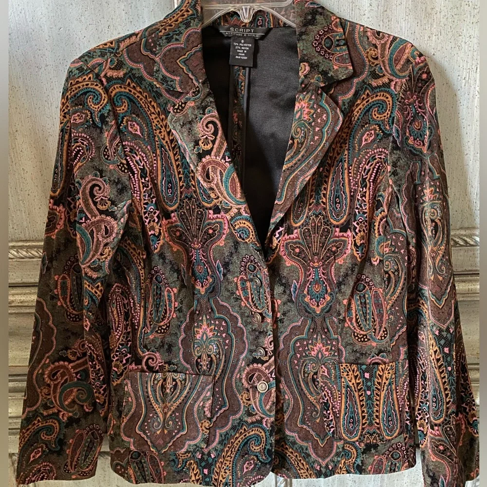 Script Vibrant Paisley Jacket - Picture 1 of 7